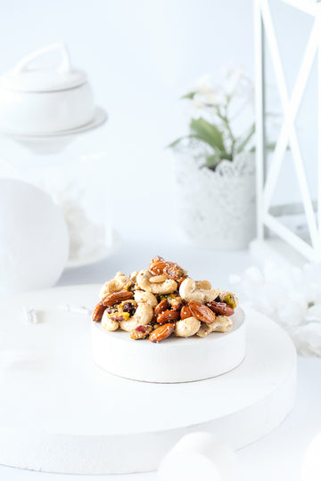 Honey Infused Assorted Nuts With Poppy Seeds